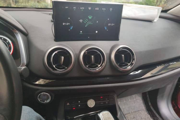 Used Wey VV5 2017 2.0T Flagship Edition
