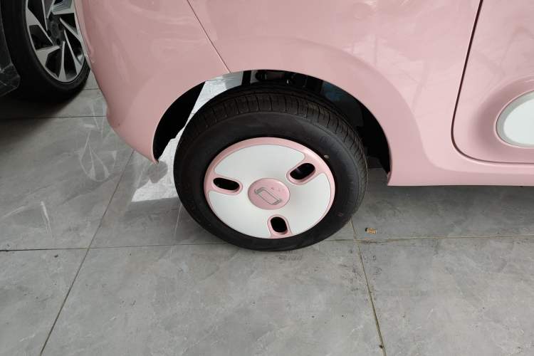 Used Bestune Pony 2025 222km Range Agile Horse
