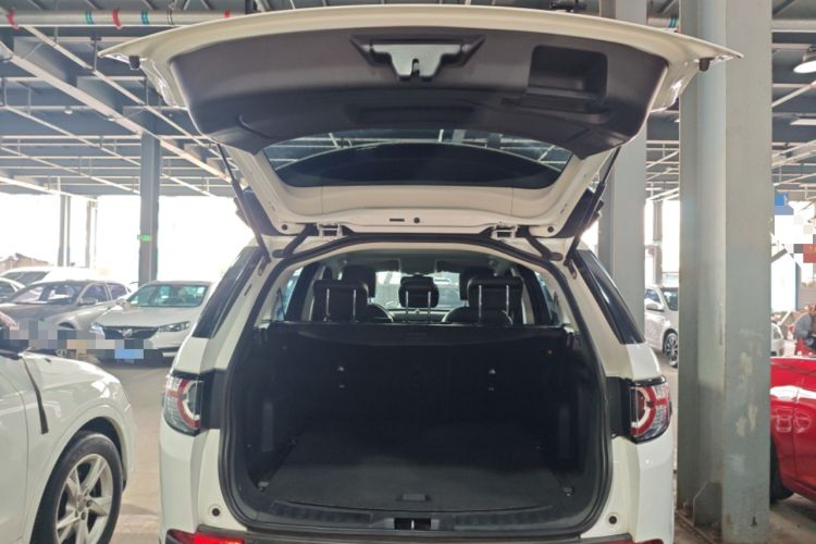 Used Land Rover Discovery Sport 2016 2.0T S Trunk