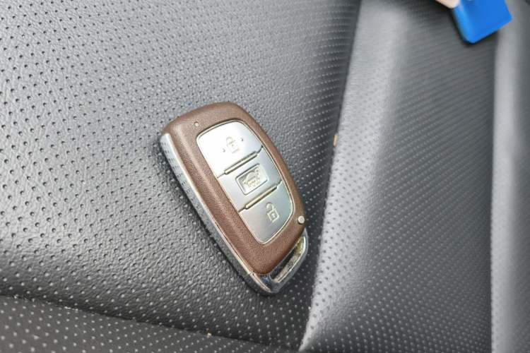 Used Hyundai Mistra 2016 1.8L Automatic Smart GLS