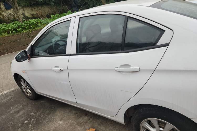 Used Chevrolet Sail 2015 Sail 3 1.3L Manual with Ideal Sunroof Edition
