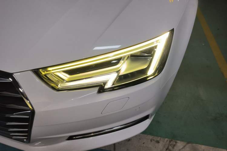 Used Audi A4L 2018 30th Anniversary Edition 40 TFSI Trendy Model Left Front Headlight