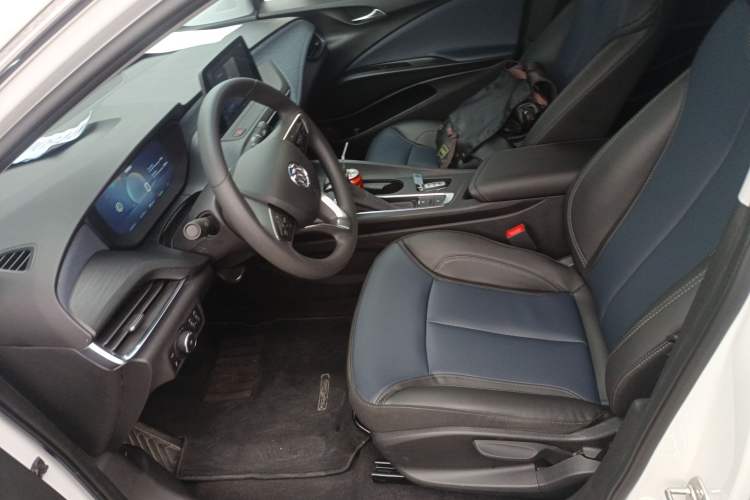 Used Buick Velite 6 2023 Revised Version 430 km Range – Commuter Edition Left Front Seat