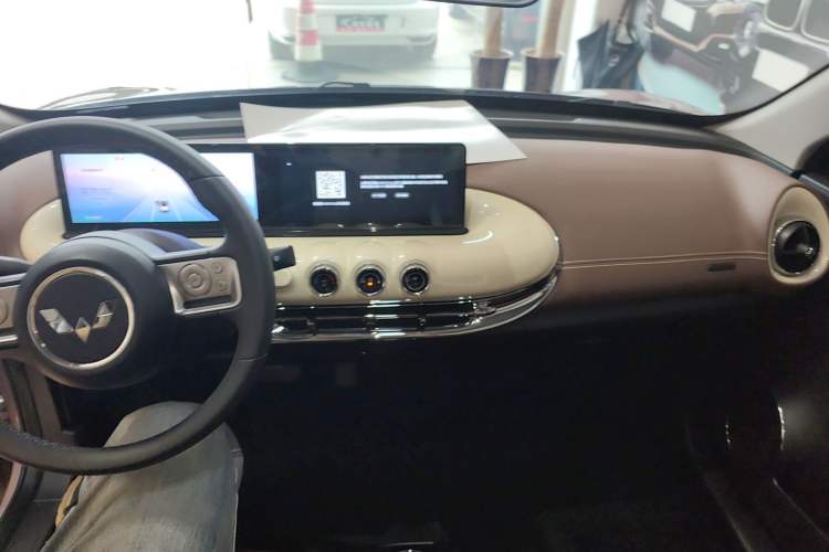 Used Wuling Bingo 2023 333 km Lingxi Connected Version