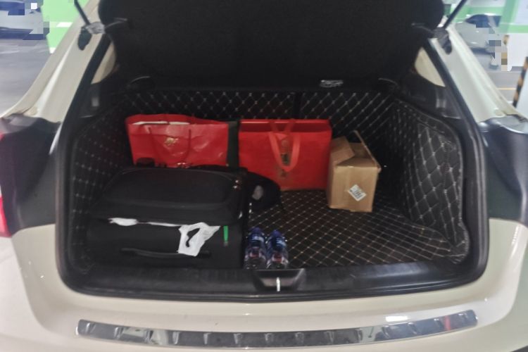 Used Mercedes-Benz GLA 2016 GLA 220 4MATIC Fashion Edition Trunk