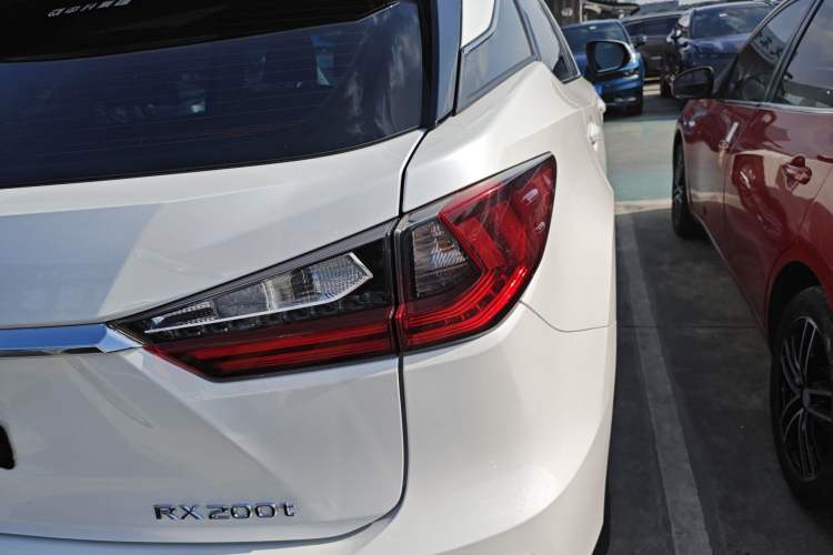 Used Lexus RX 2016 300 Two-Wheel Drive Elite Version China V Standard
