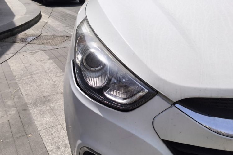 Used Hyundai ix35 2010 2.0L Automatic Two-Wheel Drive Elite Edition GLS
