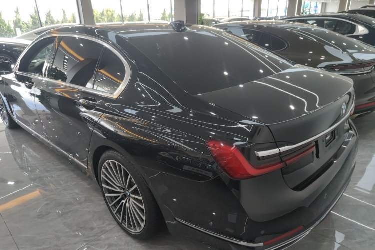 Used BMW 7 Series 2021 740Li Leading Edition Luxury Package