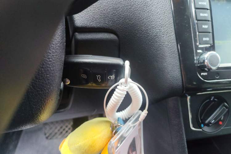 Used Volkswagen Polo 2014 1.4L Automatic Comfort Edition Vehicle Key