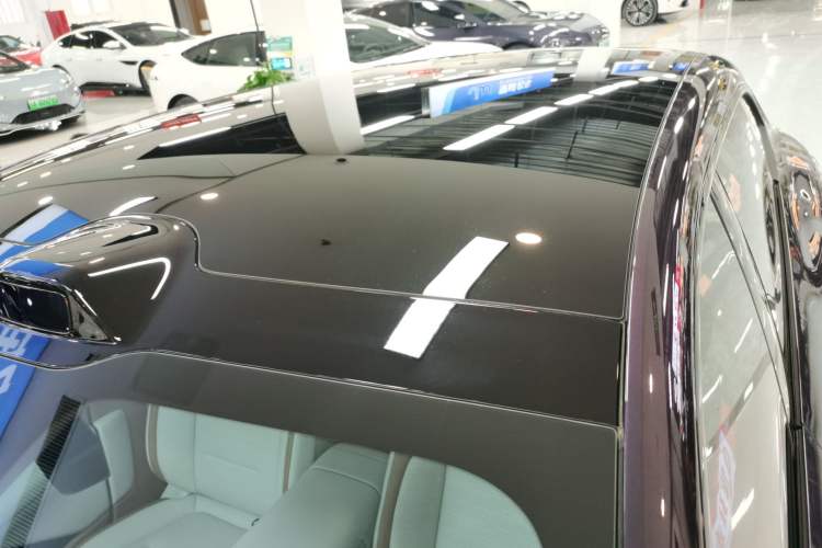 Used Avatr 07 2024 Max Extended-Range Edition Roof