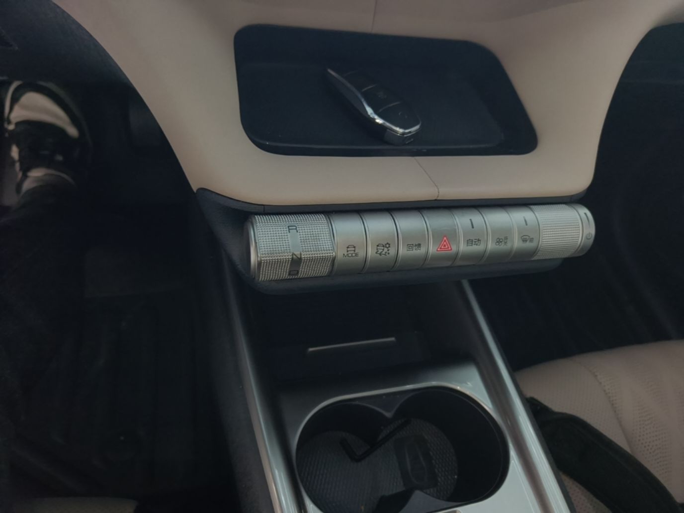 BYD Dolphin 2023 420 km Fashion Edition — снимка 16
