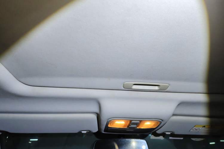 Used Changan CS75 2016 2.0L Manual Luxury Version China V Standard
