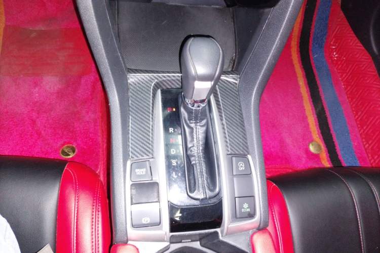 Used Honda Civic 2016 220TURBO CVT Luxury Edition Gear Lever