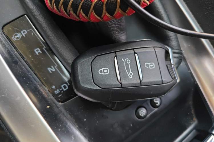 Used DS 6 2014 1.6T Luxury Edition THP160 Vehicle Key