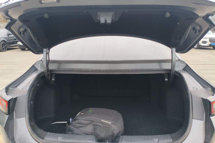 Used CHANGAN Eado DD 2023 Blue Whale NE 1.5T GDI DCT Enjoy Edition Trunk