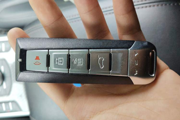 Used Wey VV7 2017 2.0T Flagship Model Vehicle Key