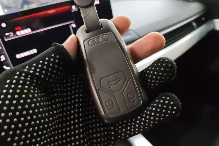 Used Audi A4L 2023 40 TFSI Fashion Dynamic Model
