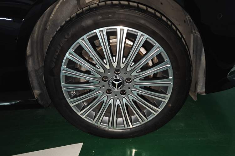 Used Mercedes-Benz E-Class 2023 Updated E 300 L Fashion Edition