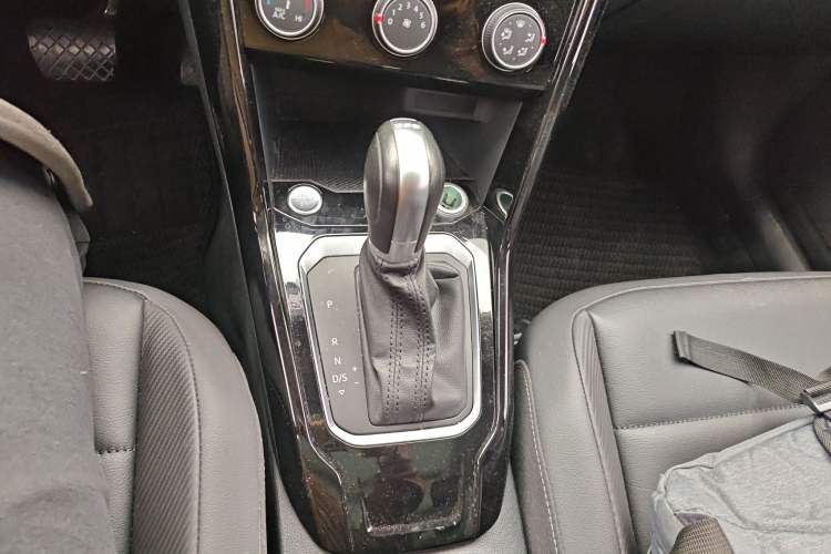 Used Volkswagen T-ROC 2020 280TSI DSG Two-Wheel Drive Comfort Version