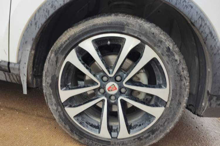 Used Roewe RX3 2018 1.6L Manual Internet Smart Edition