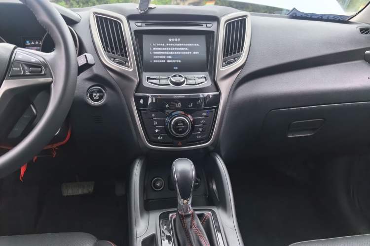 Used CHANGAN CS75 2015 1.8T Automatic All-Wheel Drive Elite Version China IV Standard
