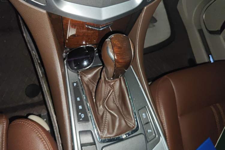 Used Cadillac SRX 2011 3.0L Luxury Model