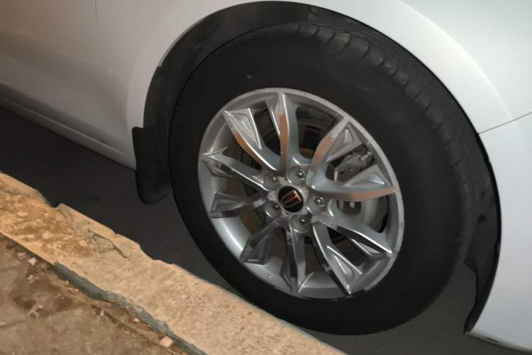 Used Hongqi H5 2019 30TD Dynamic Edition
