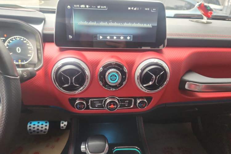 Used BAIC Off-Road BJ40 2018 PLUS 2.3T Automatic Four-Wheel Drive Flagship Version China V Emission Standard