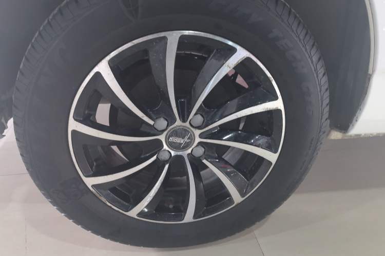 Used BYD F3 2015 Energy-Efficient Model 1.5L Manual Comfort Edition
