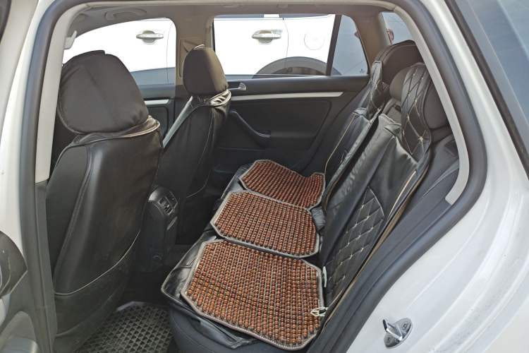 Used Volkswagen Golf 2011 1.4 TSI Comfort Travel Edition Left Rear Seat