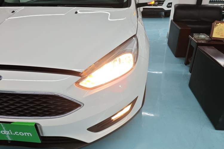 Used Ford Focus 2015 Hatchback 1.6L Automatic Comfort Model