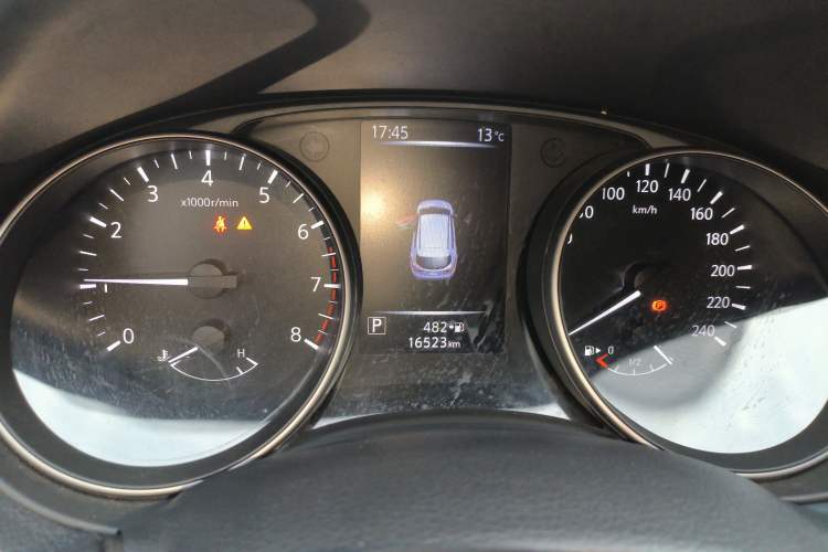 Used Nissan Qashqai 2025 Honor 2.0L CVT XV+ Leading Edition
