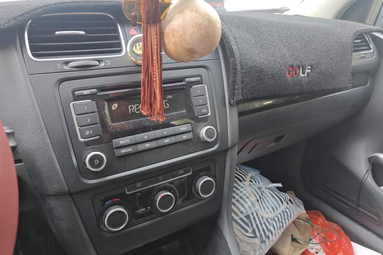 Used Volkswagen Golf 2012 1.6 Manual Comfort Edition

