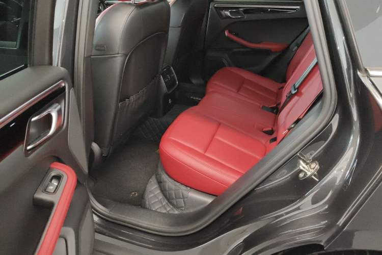 Used Porsche Macan 2021 Macan S 3.0T