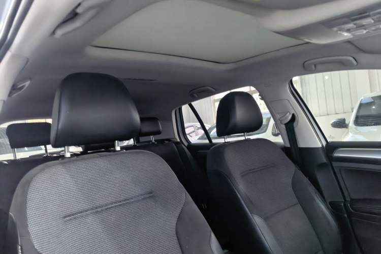 Used Volkswagen Golf 2020 Zhiai Edition 280TSI DSG Comfort Model Headliner