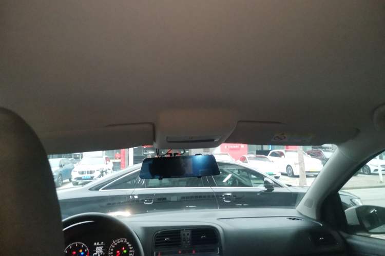 Used Volkswagen Polo 2018 1.5L Automatic Advanced Driving Model Headliner