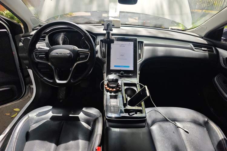 Used Roewe i6 MAX New Energy 2020 1.5T PHEV Sporty Cool Edition Center Console