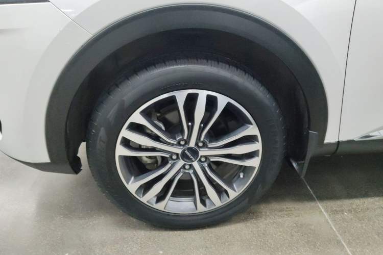 Used Haval F7 2019 2.0T Four-Wheel Drive iJoy China V Standard Left Front Wheel Hub