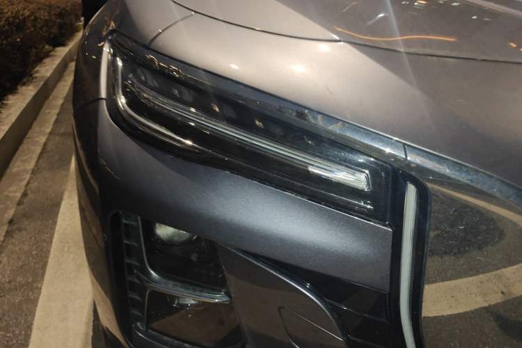 Used Hongqi H5 2023 2.0T Automatic Smart Connect Flagship Edition
