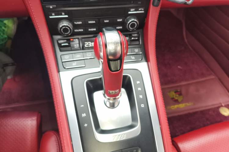 Used Porsche 718 2016 Cayman 2.0T