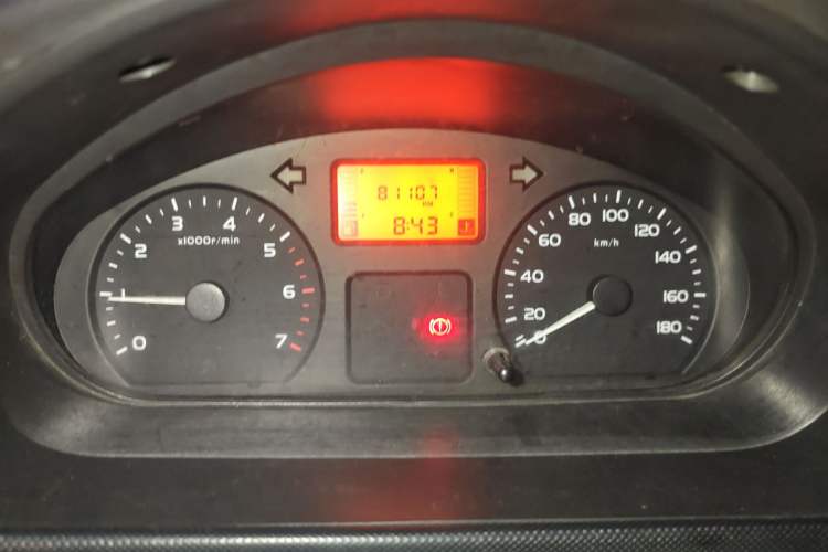 Used Wuling Rongguang 2011 1.2L Base Version Instrument Cluster