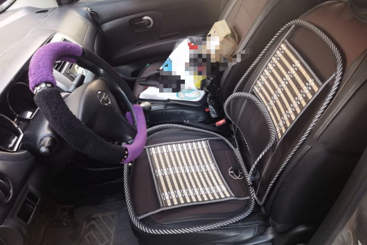 Used Nissan Livina 2013 1.6XE Manual Comfort Edition
