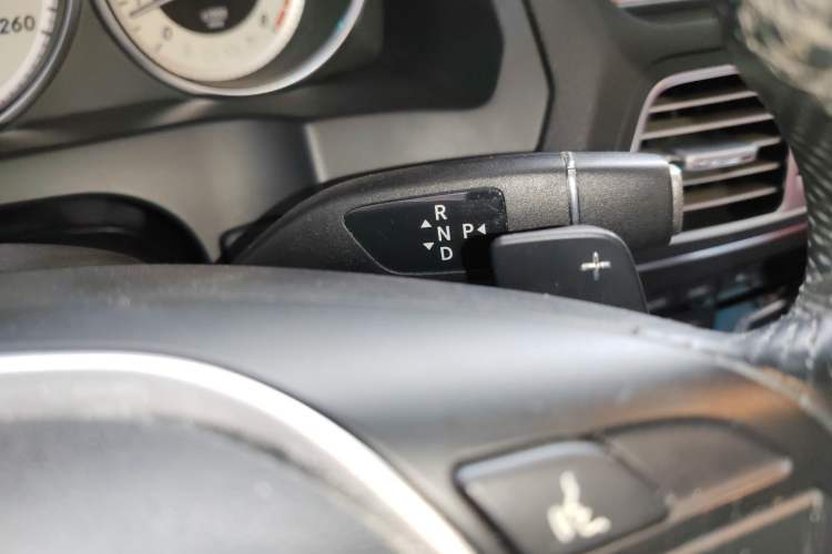 Used Mercedes-Benz E-Class (Import) 2014 E 260 Coupe
