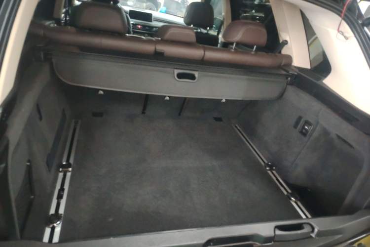 Used BMW X5 (Parallel Import) 2014 xDrive35i M Sport U.S. specification
