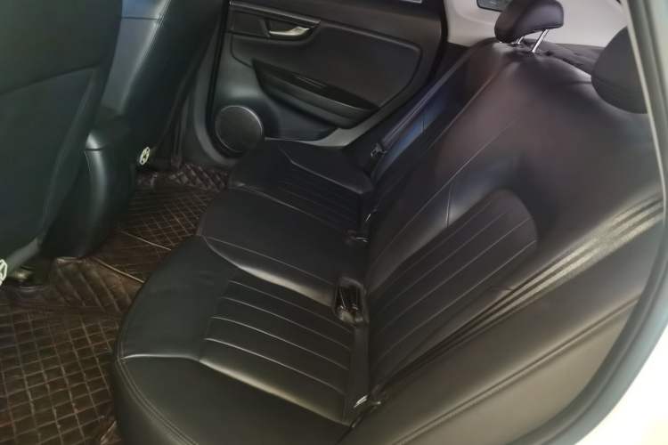 Used Bestune B50 2016 1.6L manual luxury version