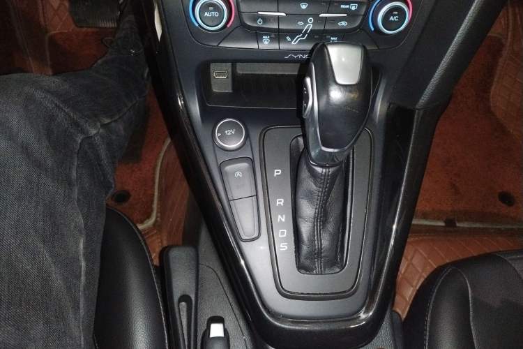 Used Ford Focus 2018 Hatchback Classic EcoBoost 180 Automatic Elite Model
