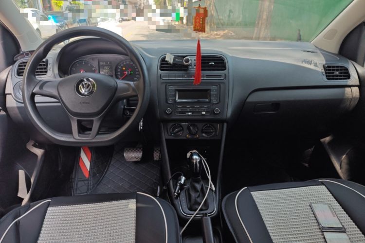 Used Volkswagen Polo 2016 1.4L Automatic Trendy Model Center Console