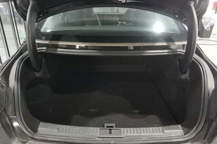 Used Lincoln Z 2025 2.0T Prestige Hybrid Edition
