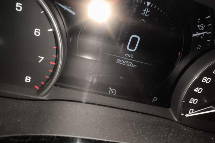 Used Cadillac XT5 2017 Anniversary Edition 25T Luxury Model
