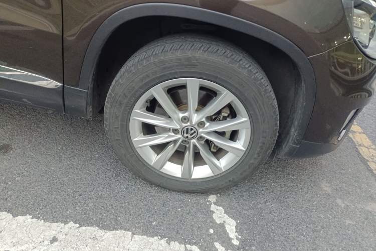 Used Volkswagen Tiguan 2017 300TSI Automatic Two-Wheel Drive Silk Road Luxury Edition
